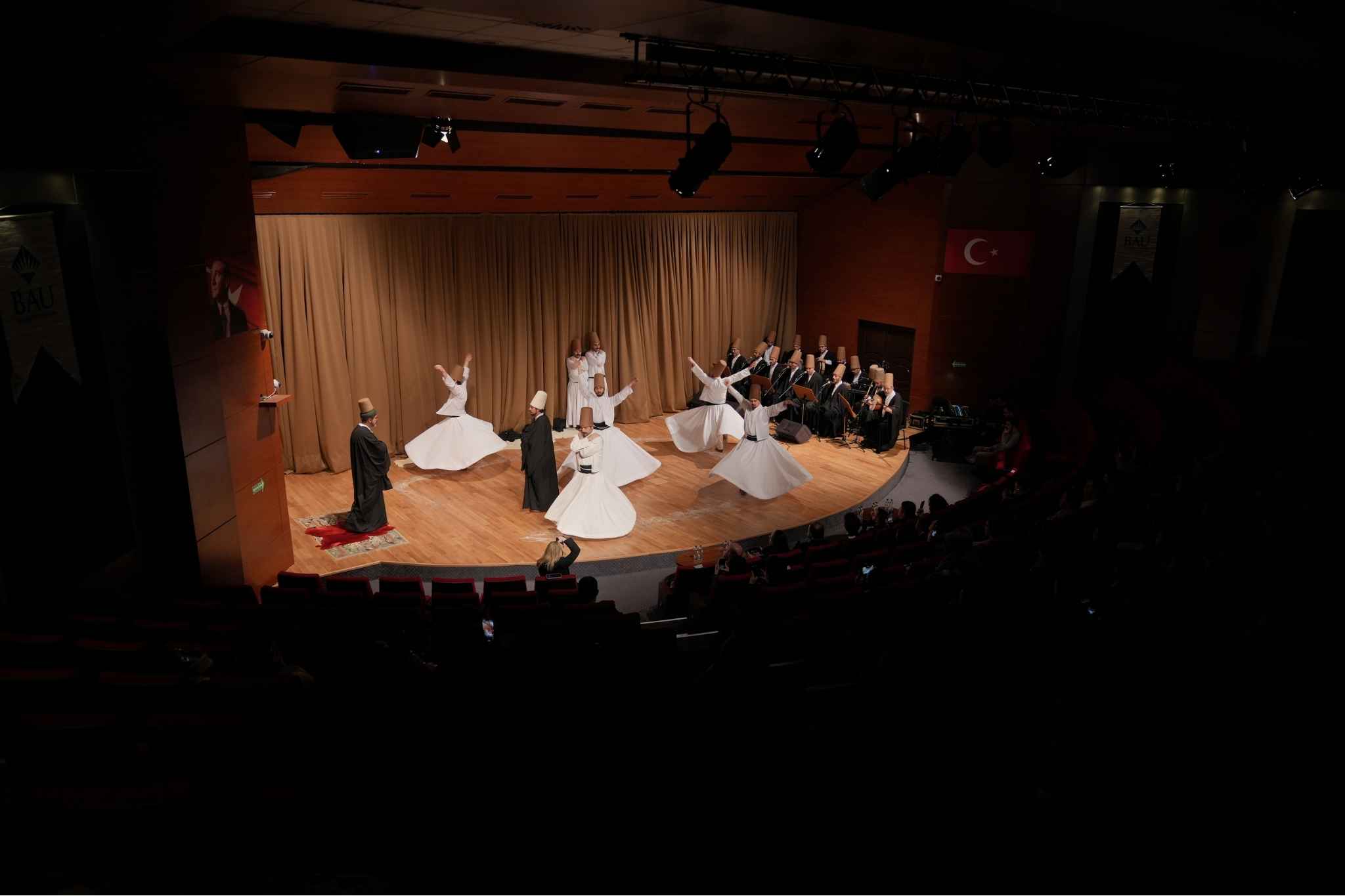 Meâlî Sema Anlatımlı Sema Mukabelesi Bau’da İzleyicileri Büyüledi!